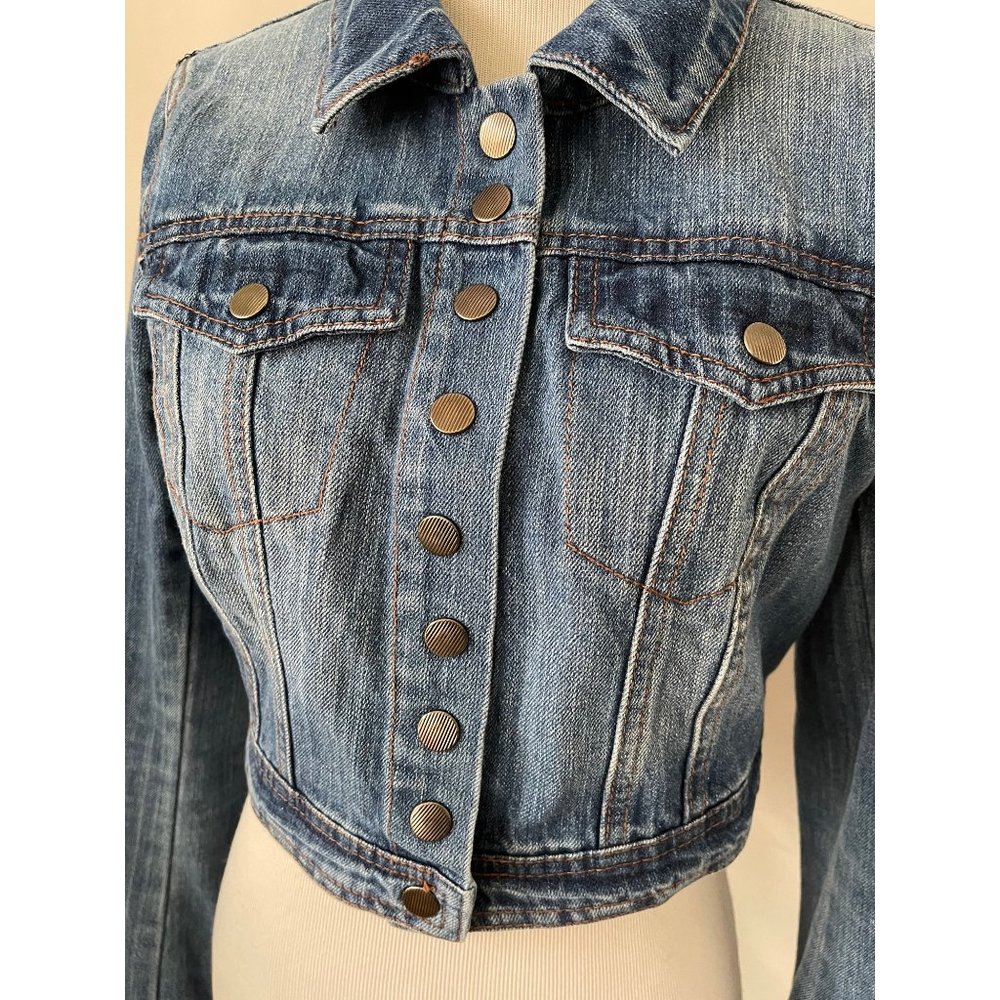 Ci Sono Medium Wash Snap Front Crop Denim Jacket - Picture 3 of 10